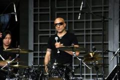 新浪独家对话世界鼓王KENNYARONOFF(组图)