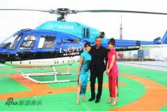 胡军成日本影迷《赤壁》最爱坐直升机空降东京