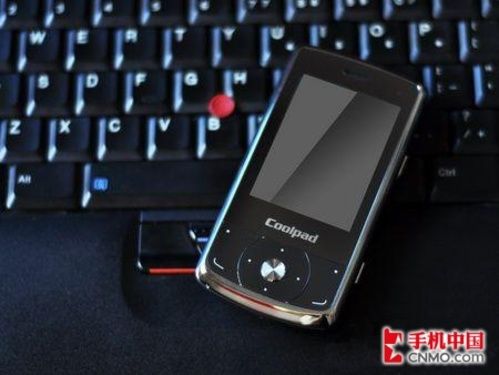 双网双待商务机 酷派D60跌破2000大关