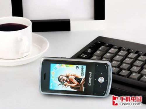 双网双待商务机 酷派D60跌破2000大关