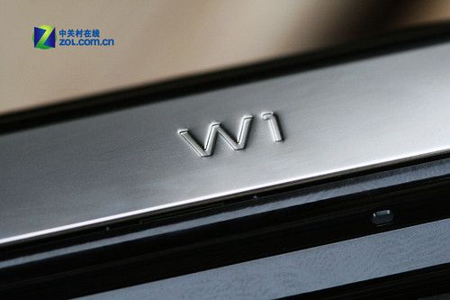 首款3D数码相机 富士W1真机精美图赏