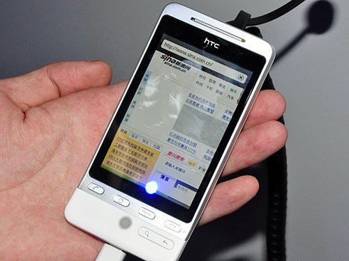 HTC降价苹果涨价 8月26日改版机报价表