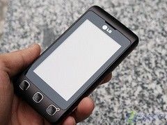 HTC降价苹果涨价 8月26日改版机报价表