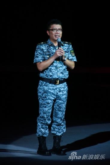 庞龙10月将发新片得格莱美大师亲自操刀(图)