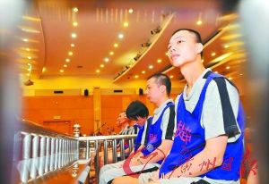 15人团伙贩卖假烟涉案价值超1.5亿元(图)