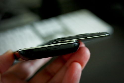 不足2000元 诺基亚侧滑盖6790s真机赏