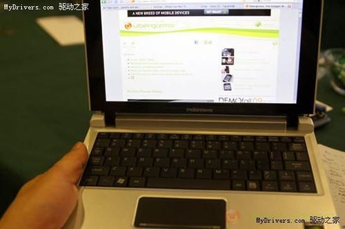 领先一步 Tegra平台SmartBook产品样机