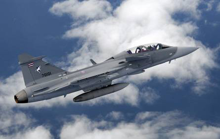 泰国空军首架JAS-39D鹰狮战机完成首飞 泰国空军首架JAS-39D鹰狮战机完成首飞