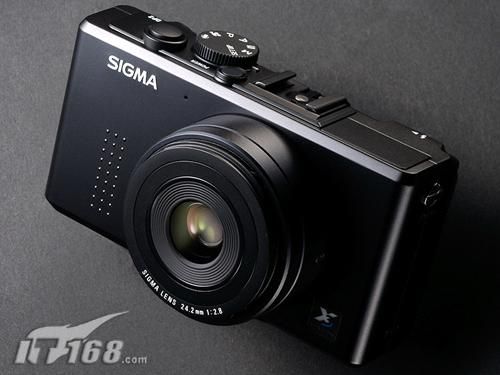 降低死机率 适马推出DP2新版固件程序