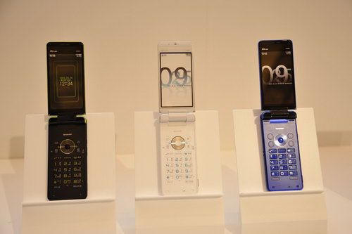 1200万像素 夏普四款CDMA新机震撼发布