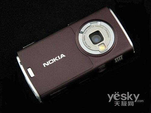 滑盖机王低价走俏 诺基亚N95仅售1899元