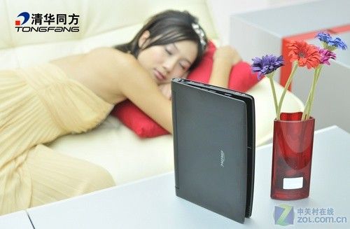 新丝路冠军模特代言 同方本本惊艳图赏
