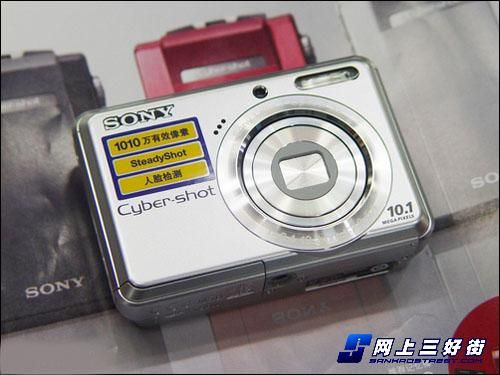 最低仅售599元 六款千元家用相机推荐