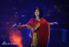 齐豫演唱会大玩跨界献唱《我爱你中国》(组图)