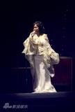 齐豫演唱会大玩跨界献唱《我爱你中国》(组图)