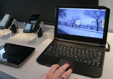 传闻中的联想小屏智能本曝光(组图)