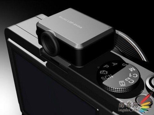 改用自家镜头产品 传松下LX5明年登场