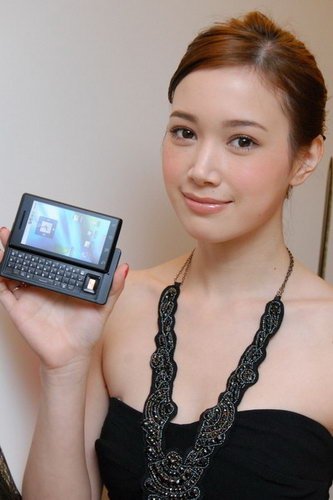 售价4680元 MOTO谷歌新机Milestone港行开卖