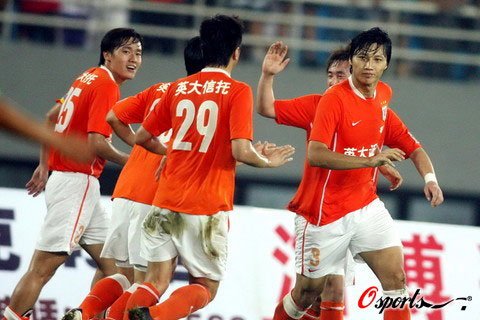 吴昊正式加盟国安 王晓龙转会进入实质阶段