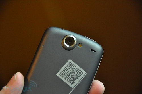 谷歌Nexus One手机开箱照抢先看