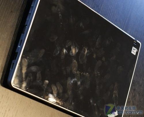 CES展品被偷拍 红色ThinkPad真机谍照