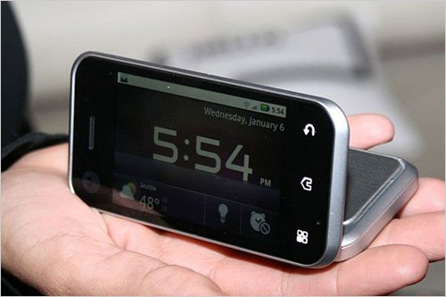 Backflip国内版MOTO谷歌新机ME600独家曝光