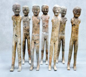 西安西汉将军张安世墓地出土数万陶俑(图)