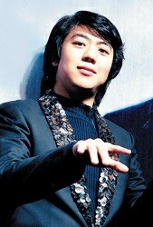 郎朗300万美元转会索尼 首张专辑今年秋天发行