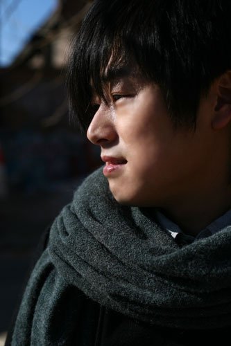 新晋歌手朴文哲推出最新单曲《撕心》(图)