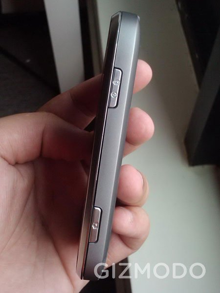 仅售2200?摩托白色谷歌Zeppelin真机赏