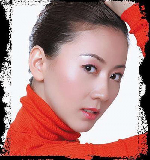 <em>人体</em>艺术第一人汤加丽 酷爱越野车(多图)-<em>人体</em>