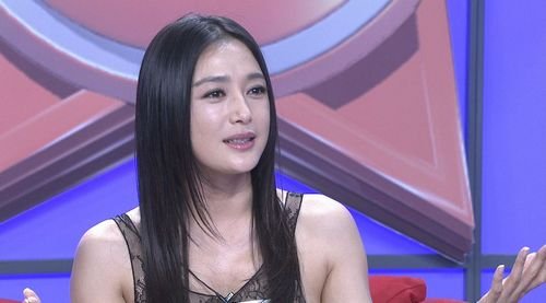 等影视剧而红遍大江南北的节目秦岚做客v节目视频《最佳现场》,在与郭采洁电视剧吻戏演员图片