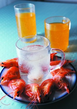 生食海鲜的相克食物_跟巧克力相克的食物_海鲜相克的食物(3)