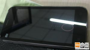 小米手机测评曝出诸多问题 最严重的还是屏幕