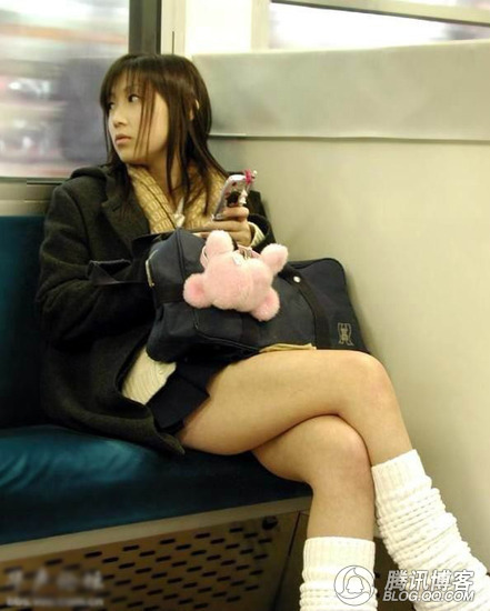 日本女生最爱短裙图片