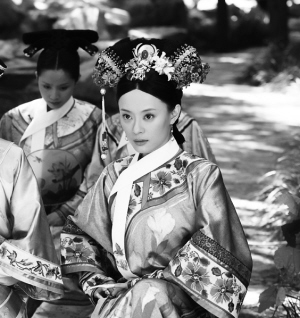 《甄嬛传》错爱启示录:华妃爱得跋扈伤得好苦