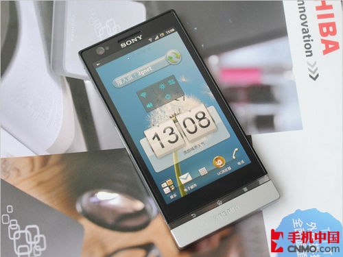 屏幕亮度1000尼特 索尼LT22i价格上涨-LT22i