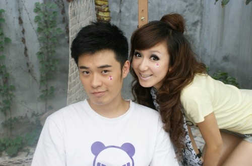 《爱情公寓3》陈赫娄艺潇私下亲密合照曝光-爱