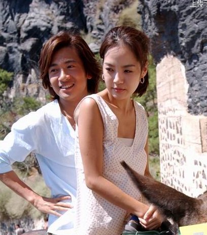 传苏有朋出柜 盘点苏有朋和众女星的亲热照-苏