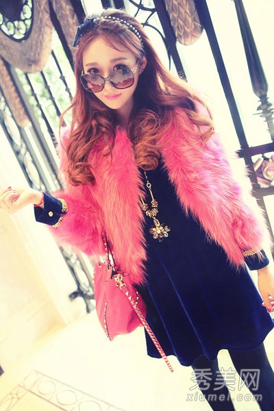 皮草+短裙早晨潮流大咖秀-皮草,