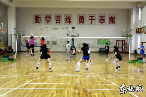 黑龙江女排姑娘紧张训练备战十二届全运会-女排