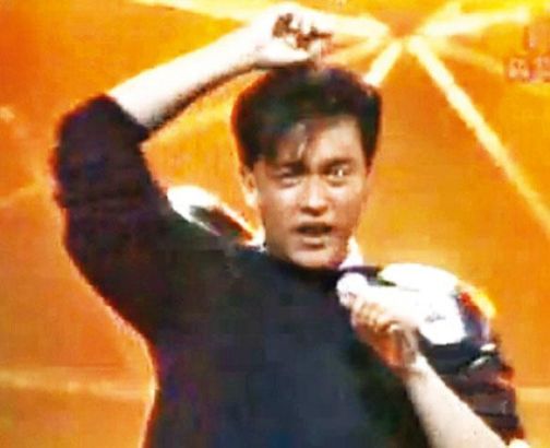 张国荣88件秘事曝光:你若是女人倾倒世间男-张