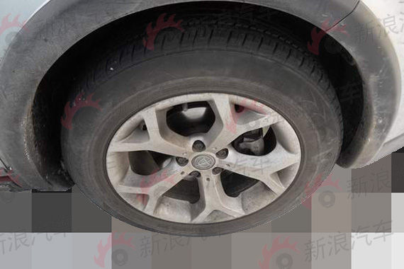 华晨中华h320 cross谍照高清图片