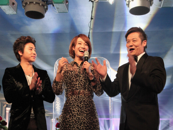 朱丹主持《非常访谈》坦言:华少是最默契搭档