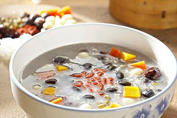 白发变黑养生粥 四款乌发养生粥-养生-东北网餐