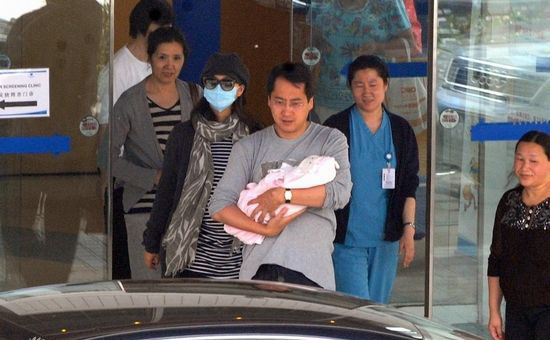 <em>陈好老公刘海峰照片</em>_<em>陈好</em>老公刘海峰前妻_陈