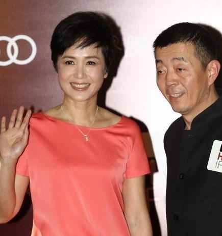 孙红雷模特女友王骏迪曝光 娱乐圈丑男美女配
