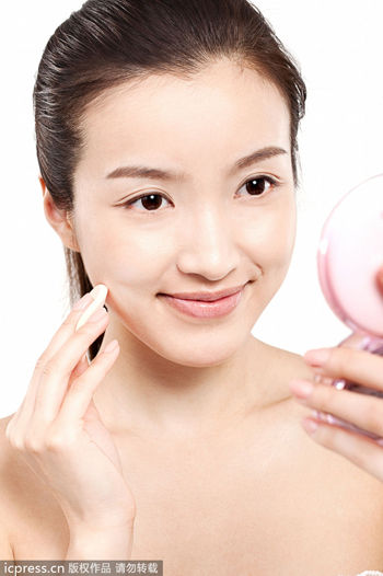 好用的提亮遮瑕推荐 5779585_990659.jpg