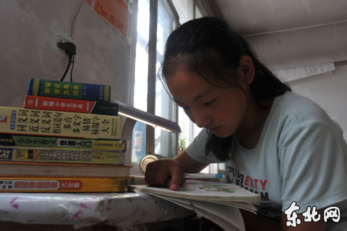 “烧烤女孩”高雨欣:孝心扮靓“双龙城”