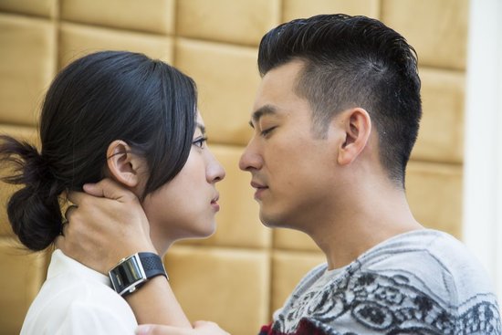  半步天涯 》探班袁姗姗开腔:负面带给我成长-袁